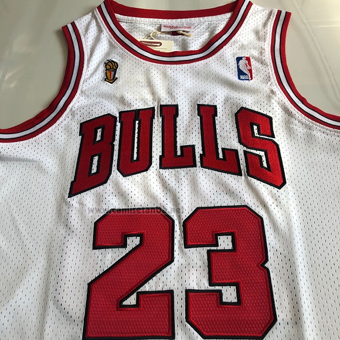 Camiseta Chicago Bulls Michael Jordan #23 Mitchell & Ness 1995-96 Blanco